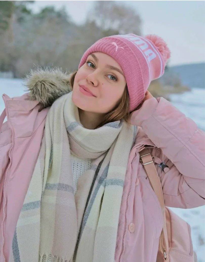 Strawberry Winter SweaterOrange S